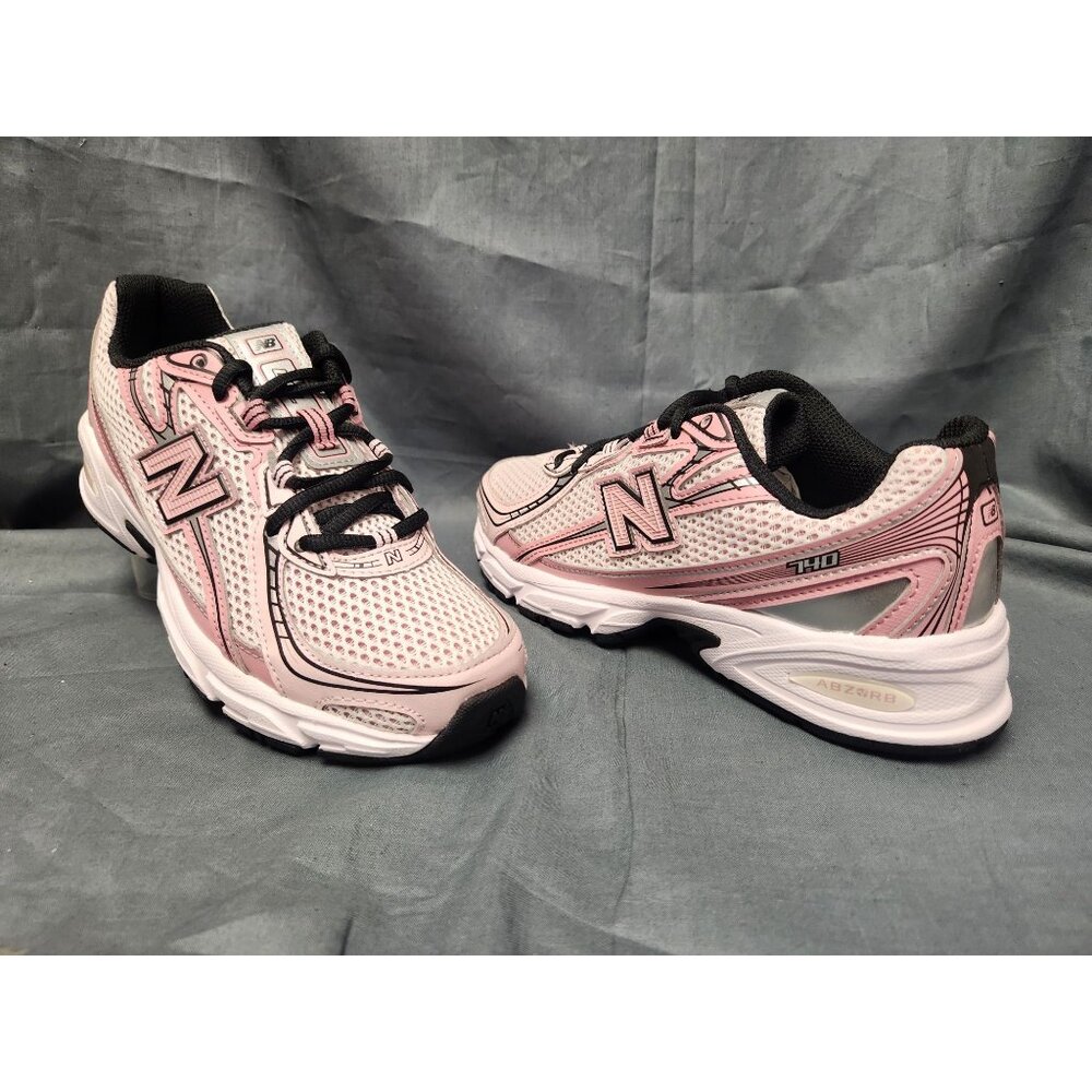 New Balance Girls 740 Sneakers GR740DK Mesh White Pink Size 6 NEW NO BOX!